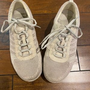 Dansko tan sneakers